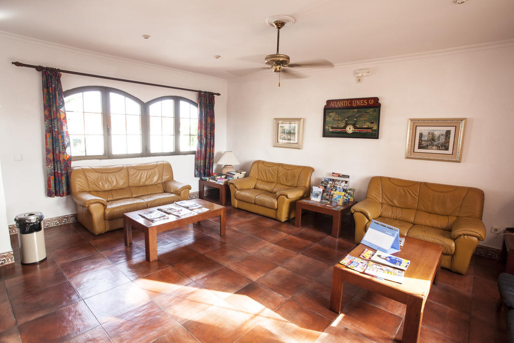 Bahia Park Hotel Cala En Porter  Екстериор снимка