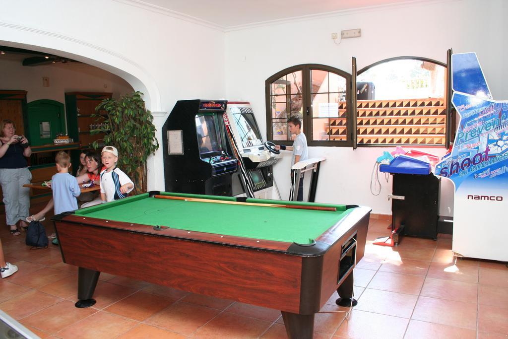 Bahia Park Hotel Cala En Porter  Екстериор снимка