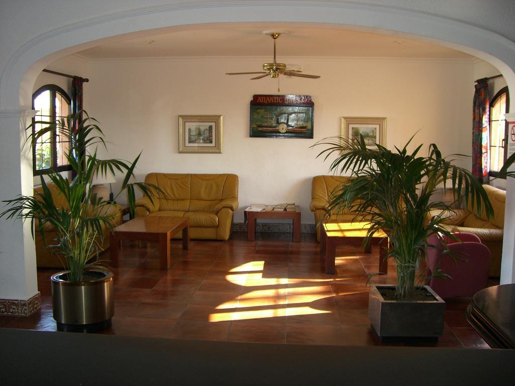 Bahia Park Hotel Cala En Porter  Екстериор снимка